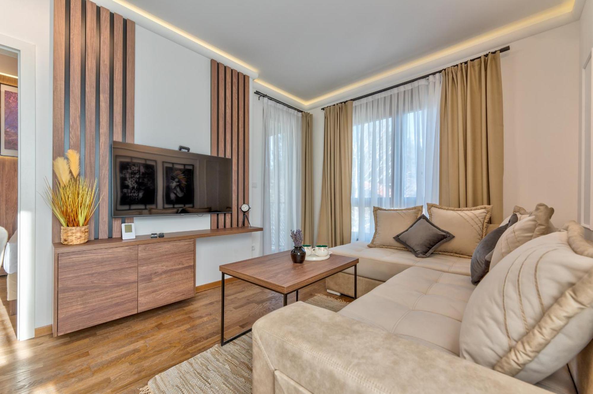 Velika Recepcija Cc Magnet Aparthotel Zlatibor Kültér fotó